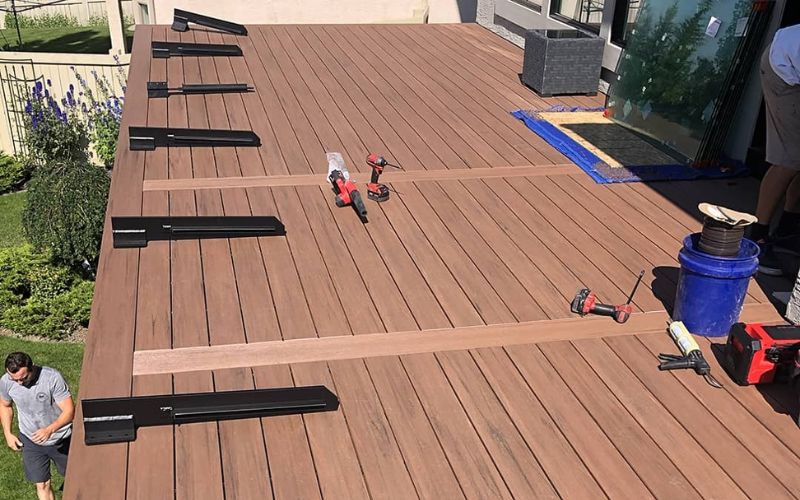 Sundeck Solutions: Your Vinyl Decking Calgary Experts