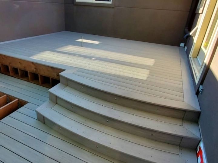 How to Find the Right Custom Deck Builders